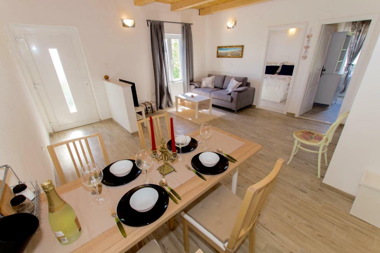 Summer Apartment Makarska Buitenkant foto