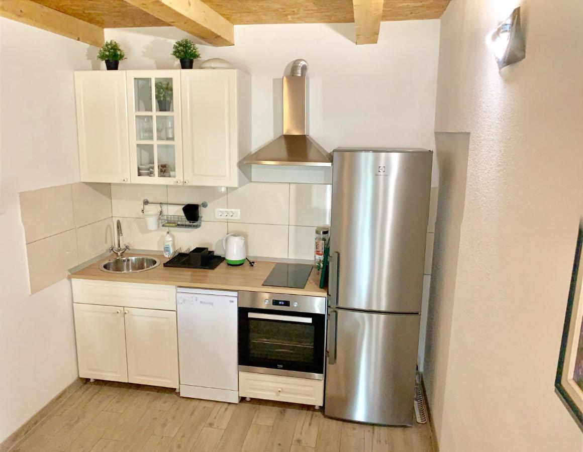 Summer Apartment Makarska Buitenkant foto